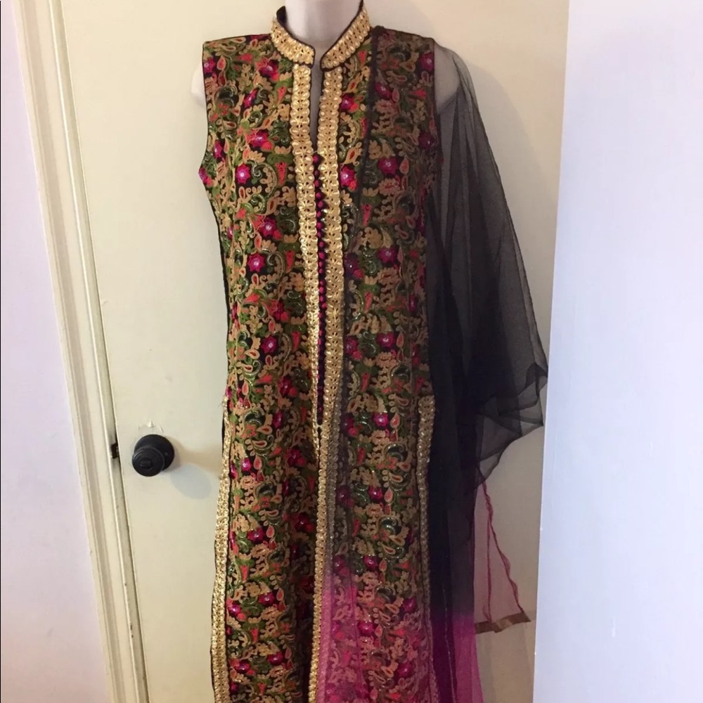 Indian Salwar Kameez